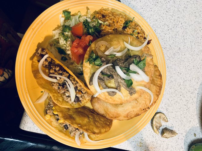 Decided to have a Tex mex night tonight! Homemade guacamole 🙌🏽 https://t.co/g0F2VUVwBB<a href="/tag/mytwitteranniversary"class="tags"><span>#mytwitteranniversary</span></a>