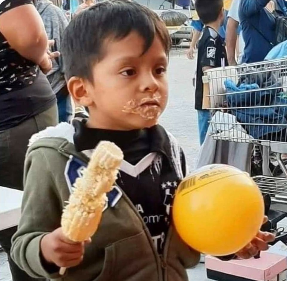 Yo, viendo cómo quedaron las enfrijoladas de Anahí.