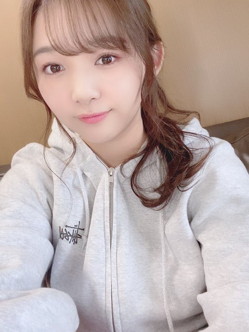 Twitterエロ垢の自撮りエロ画像22