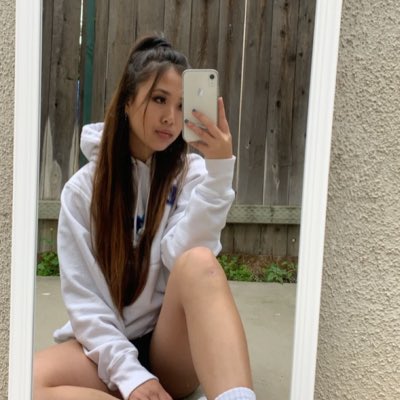 Dee (@deeonee_) on Twitter photo #NewProfilePic #NewProfilePic