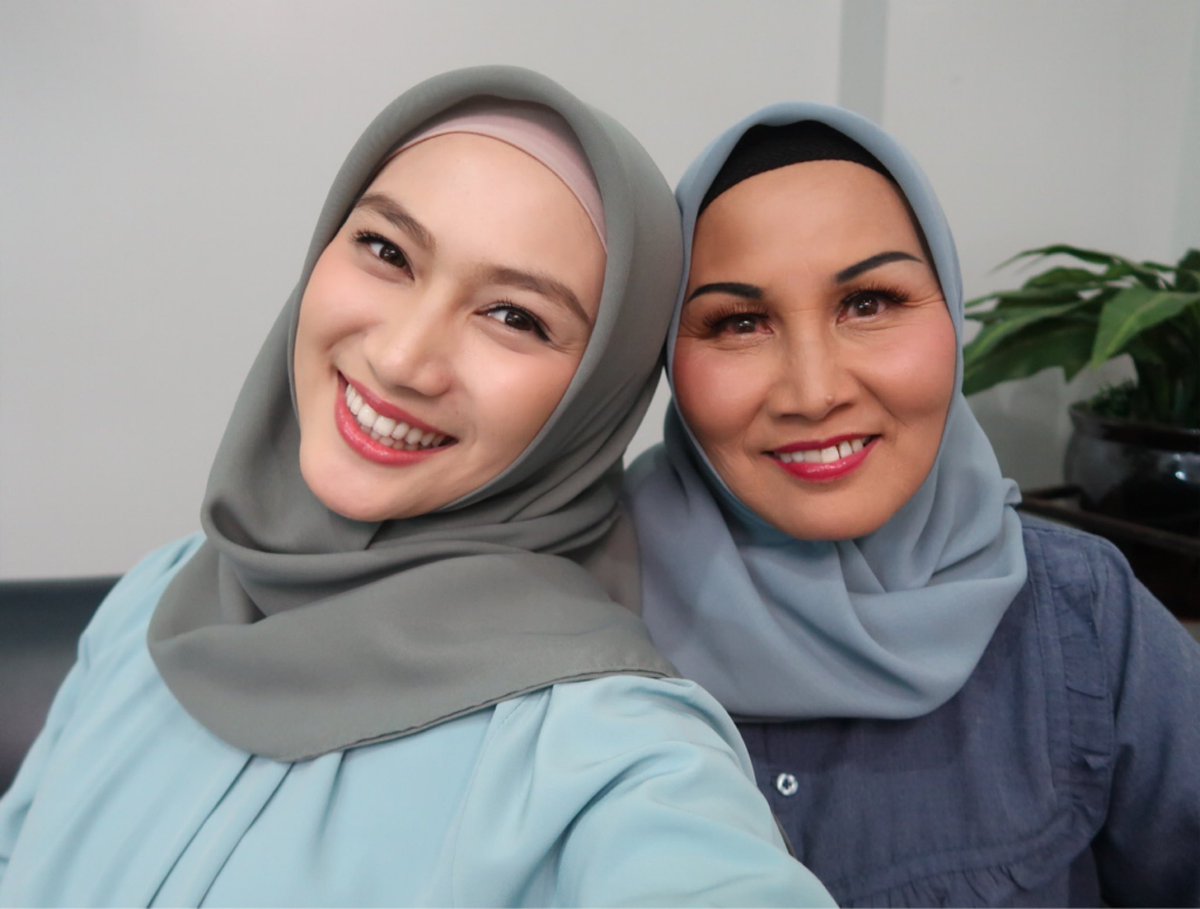MelodyLaksani's tweet photo. Selamat Hari Kartini, Wanita-Wanita Indonesia❤️ https://t.co/ugRZRsLmi4