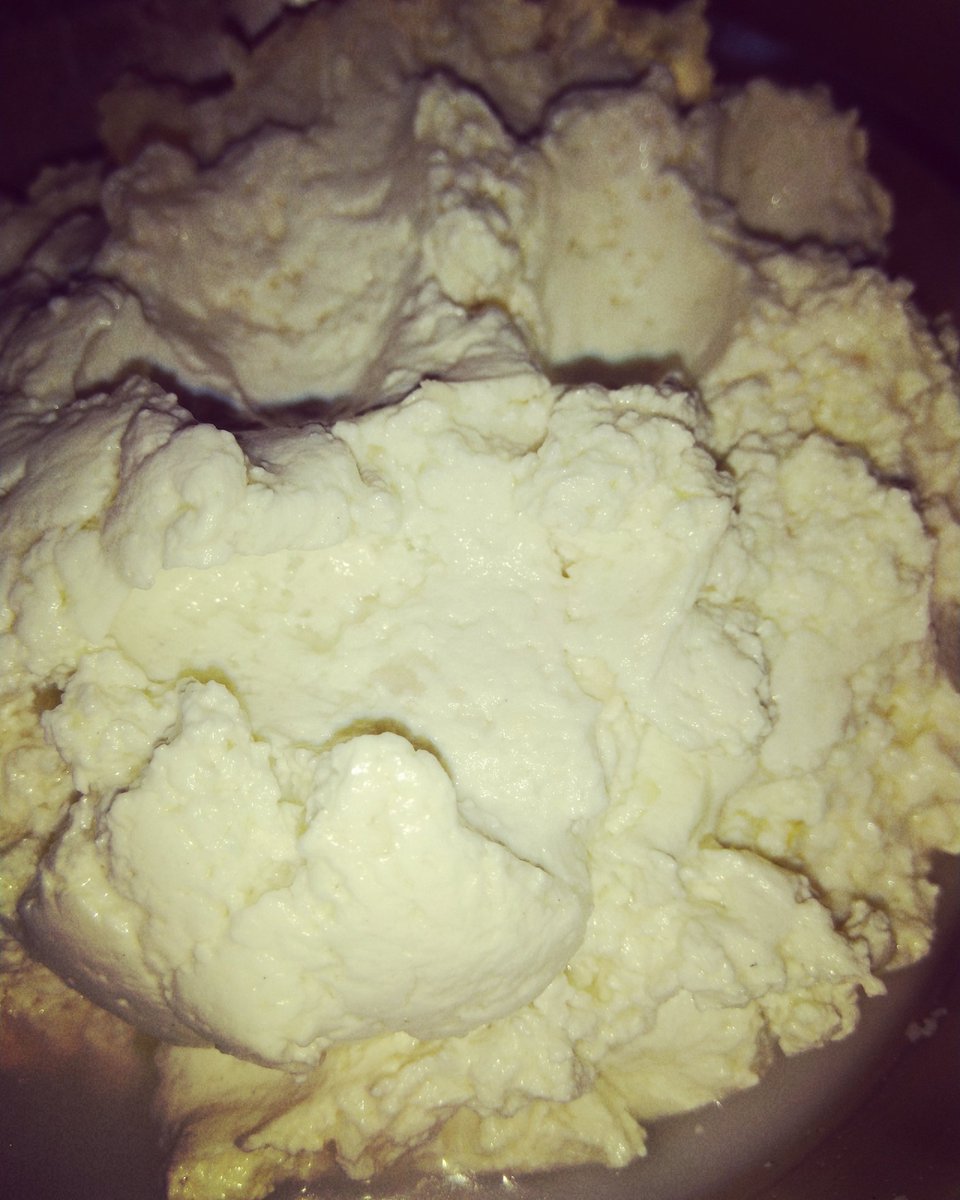 ujjvalkumar_'s tweet image. #HomemadeButter  
From a Proud Cowman House.
🐄🐄

😋😋

@laluprasadrjd
