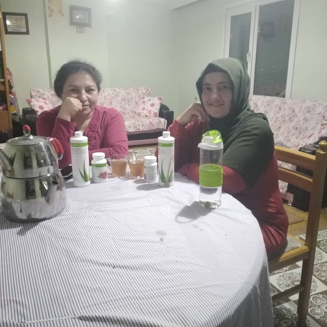 HerbilafeK's tweet photo. Benim kollarım sana yuva oldu oğlum sen ise bana canımdan kıymetli evlat, en yakın arkadaş oldun iyi ki varsın biricik yavrum doğum günün kutlu olsun #doğumgünü #varlığınaşükrüm #hepmutluol #mutluluk #mutluol #mutluyum #evdeaktivite #evdeetkinlik #BizBizeYeterizTürkiye https://t.co/Et9WHUqiIM