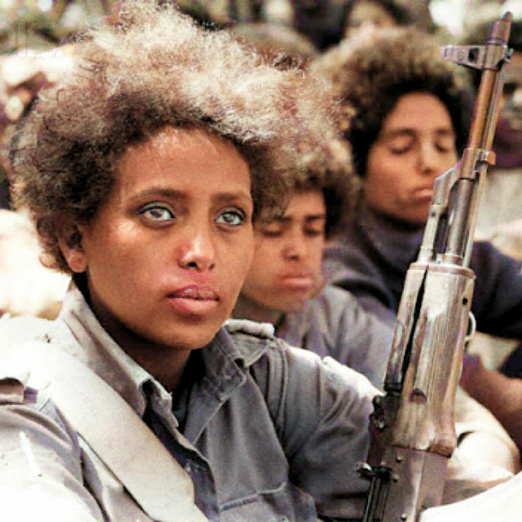 ثريد صور قديمة من الثورة  #الارترية قمت بتلوينها عبر برنامج my heritageSome Old pictures from eritrean struggle I color them up by  #myhiretage app #eritrea  #eritrean  #yakil