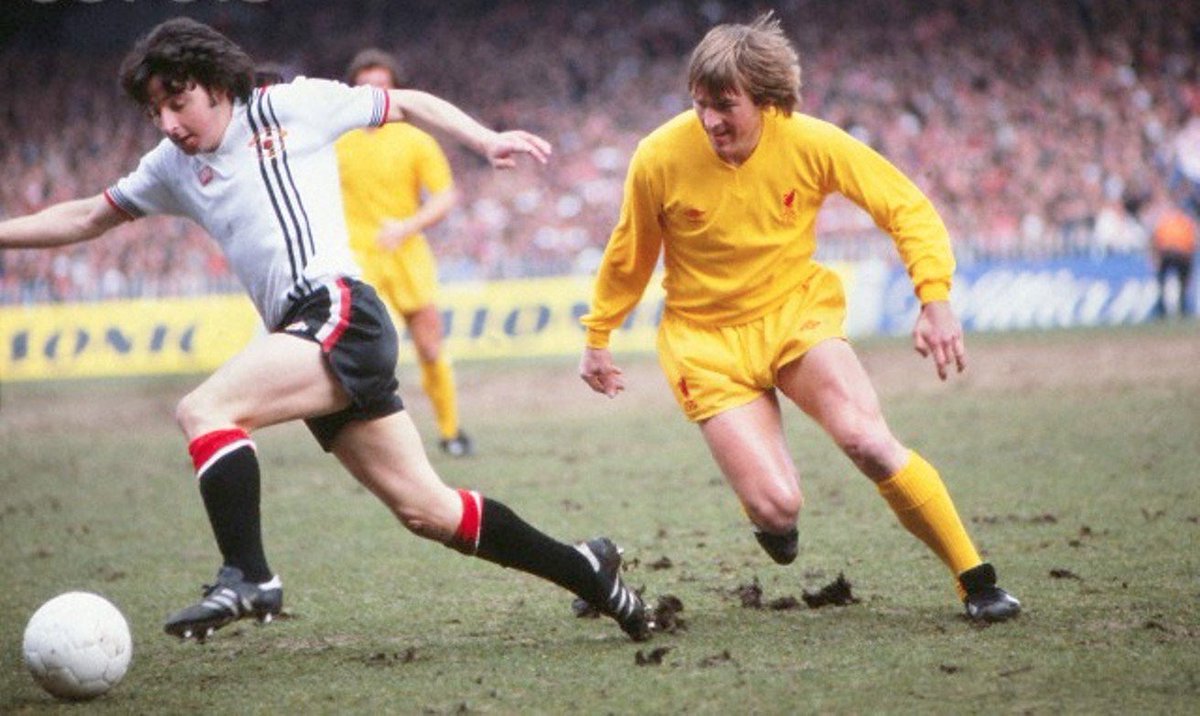 therealMickeyT's tweet photo. Playing for Manchester United against the great Sir Kenny Dalglish at the FA Cup Semi Final - Anyone recognise the other Liverpool Player? - we drew this one but we won the replay #Greenhoff ⚽️ https://t.co/Cp8mSCzu2o