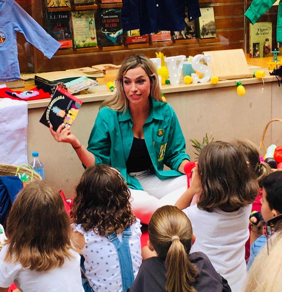Saballuts
Tenim un petit regal pel dia de Sant Jordi per a vosaltres! 🌹📚
L' <a href="/EliCarnice/">Elisabet Carnicé</a> en col·laboració amb els Saballuts farà una tarda de contacontes castellers en Directe a l'Instagram🎉
A més, també podrem gaudir d'una tertúlia cultural i moltes coses més💚 
#SomLaCeba