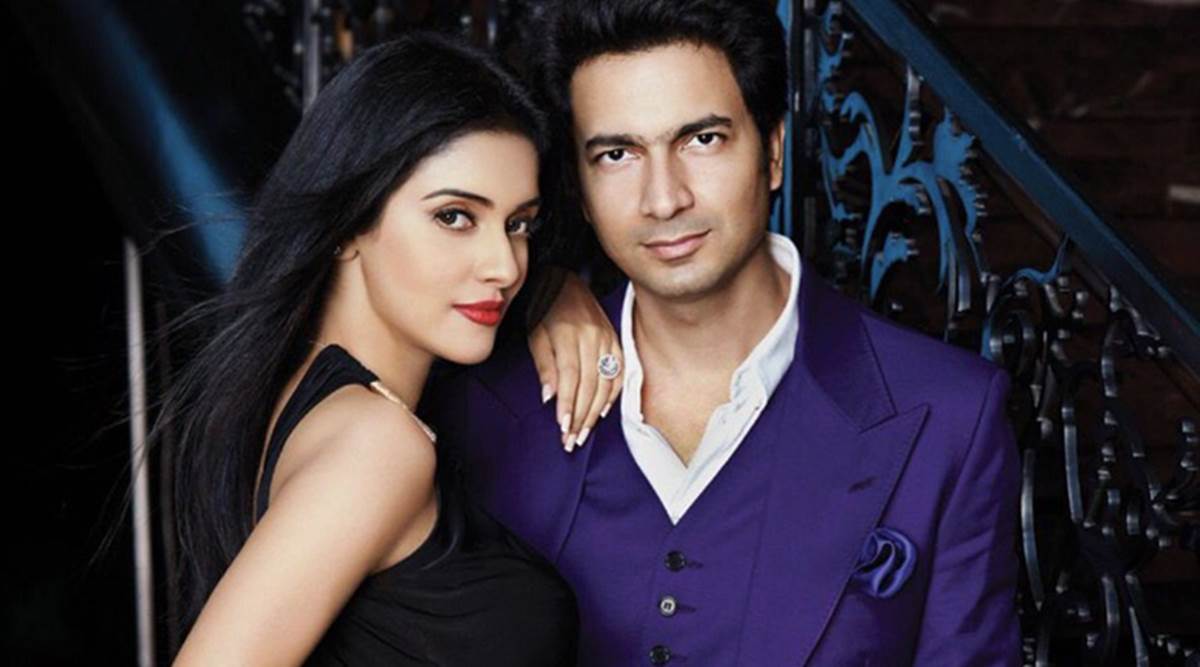 33. Once 21000 Cr net worth company has now gone down to 1500Cr. Rahul Sharma whose net value was ~4000Cr back in 2015 has gone down to 400Cr. He got married to a popular actress Asin in 2016 and leads a lavish life in his 3 acre mansion in New Delhi.