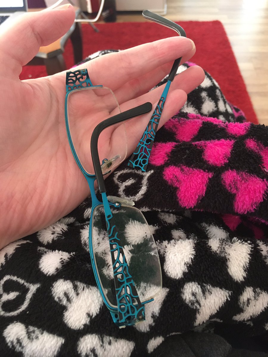Oh fudge! It’s my only pair 😭
What a time for this to happen!!!! 
#Glasses #Broken #RepairTime