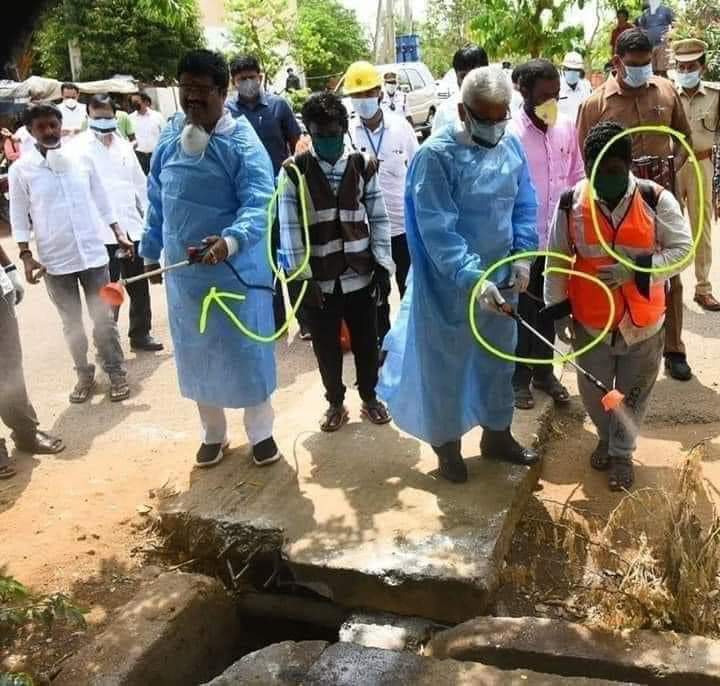 Muneendra_G's tweet photo. @dhanyarajendran Check this , how cheap publicity #YRCP mla's and ministers are doing, sanitization workers doesn't have masks and ppe's , whereas these mla's are wearing those and taking photos for publicity #YSRCPCovidKitsScam #YSRCPColourPolitics https://t.co/sQ84ksvW1S