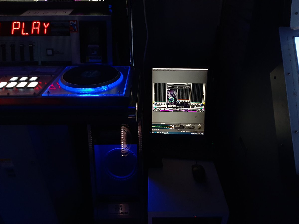 투덱 4번(구 6번) 녹화 설치했습니다. 많은 이용 바랍니다