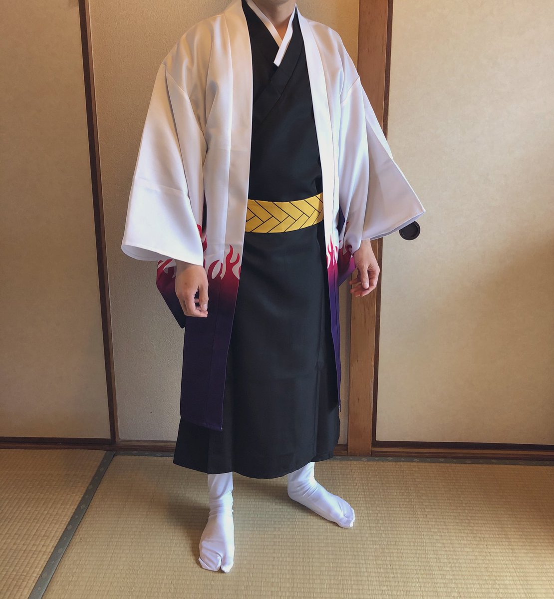 白megaね 丈短い 韓国の時代劇かなんか このブーツカバーみたいなのなに 宅コス 鬼滅の刃 白megaね 丈短い 韓国の時代劇かなんか このブーツカバーみたいなのなに 宅コス 鬼滅の刃