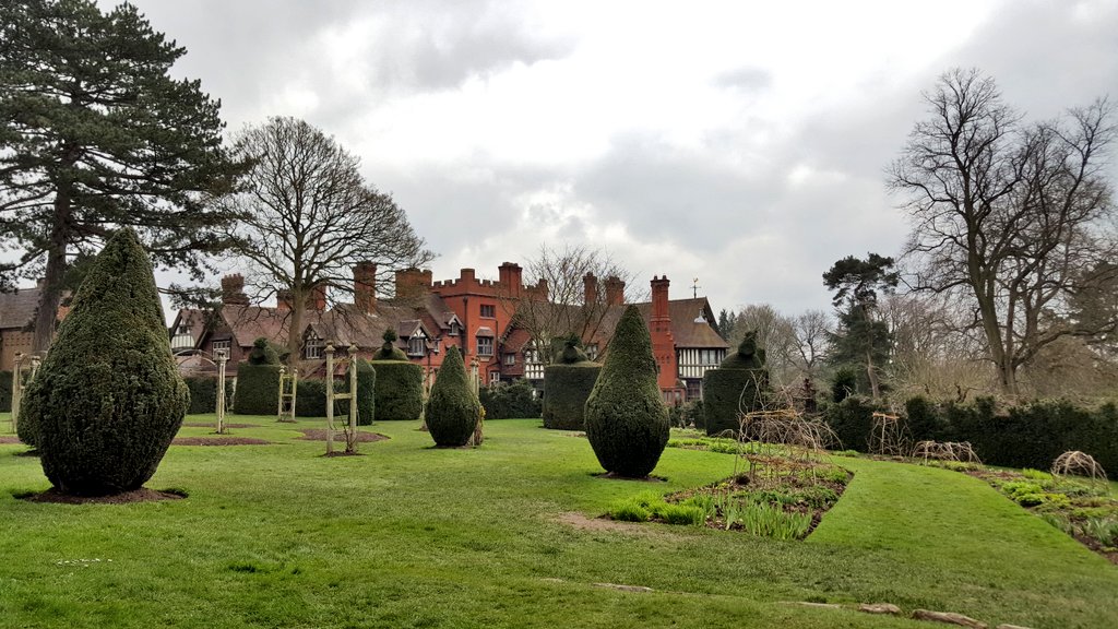 daldred007's tweet photo. Apr 21 120/365
When will we visit you again
When will we hear all the history!
Wightwick Manor &amp; Gardens , nr Wolverhampton-a Victorian home to art &amp; design @nationaltrust @NTWightwick Look forward to returning when we are able to! 
#atouraroundtheNT 
#ComeBackLater #wightwick https://t.co/QFRShfzH8x