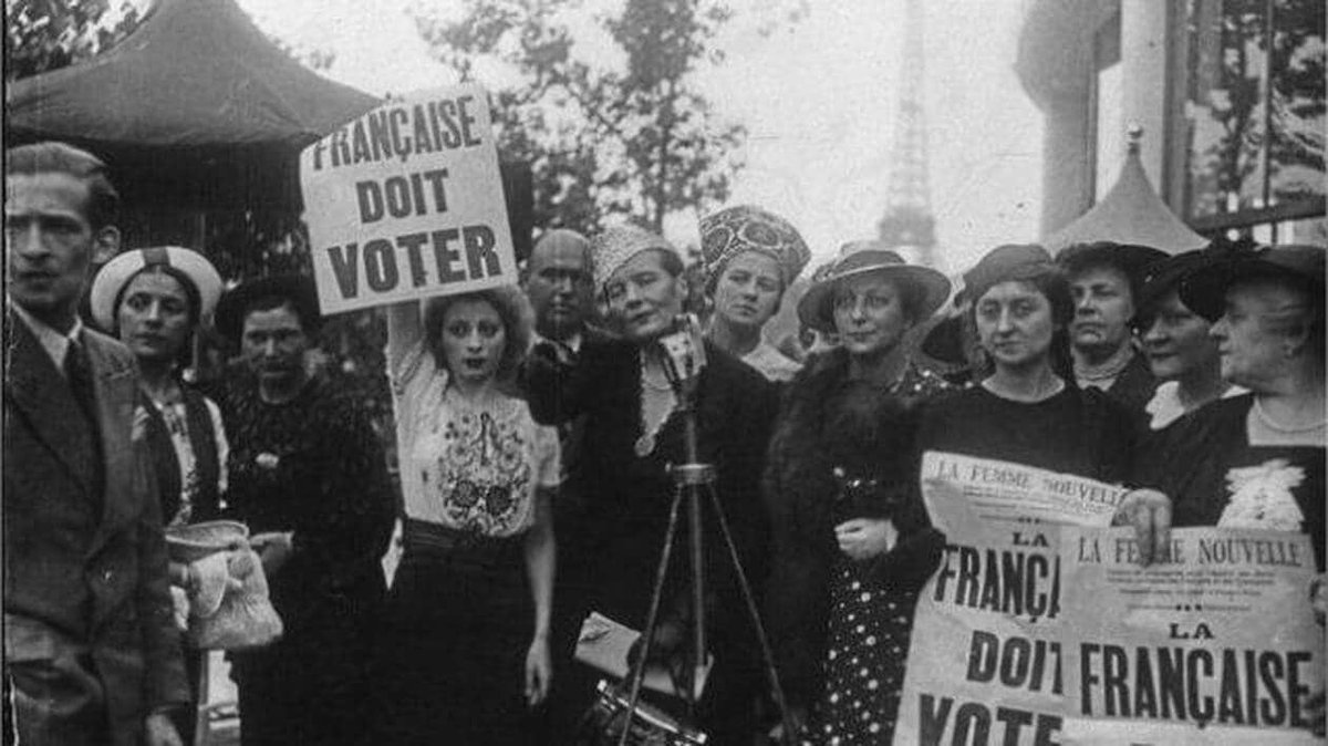 LaurenceCohen94's tweet photo. 📅 Aujourd'hui, on fête l'anniversaire du droit de vote et d'éligibilité des femmes en France !

💪♀️ 21 avril 1944: 76 ans et pas une ride! https://t.co/HCrF0eT1Uo