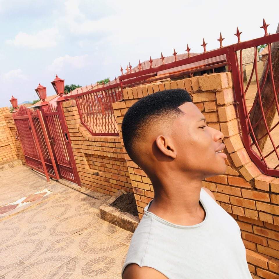 PhillyMathonsi's tweet photo. #ubercut https://t.co/ExPBXVZb9C