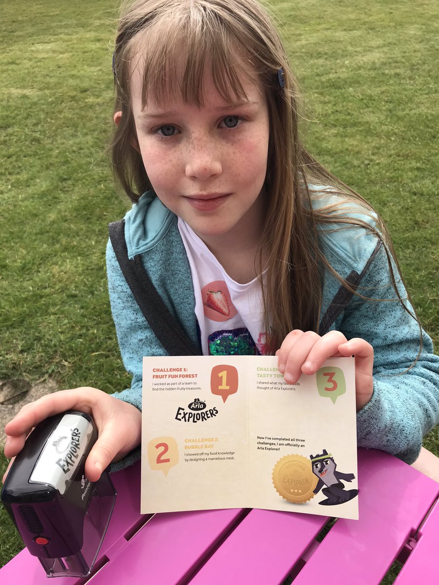 KentishLass28's tweet photo. Orla getting her passport stamp for the Arla challenges #ArlaExplorersParty https://t.co/2R8nqv30HE