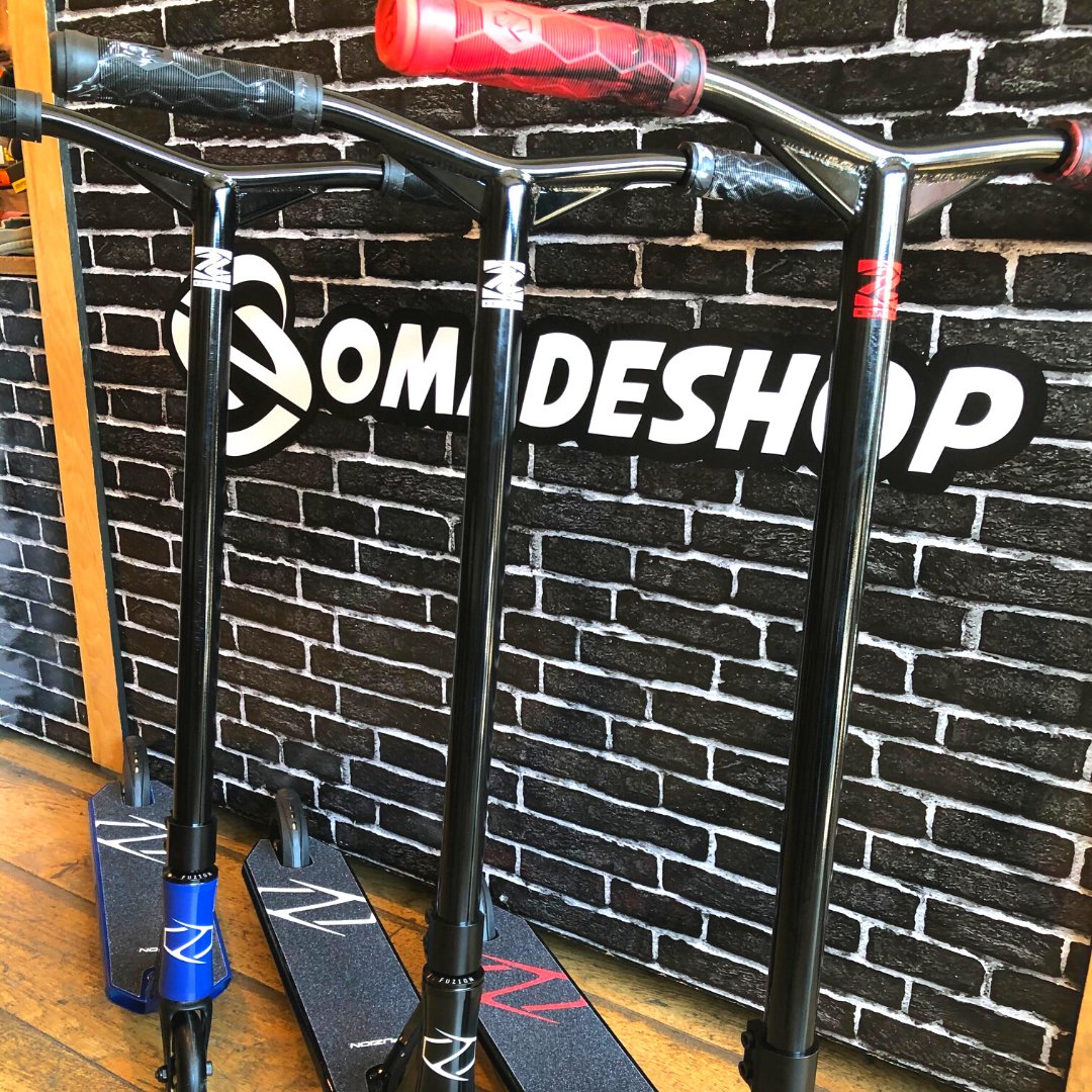 Nomadeshop_off's tweet photo. 🔥NEW🔥
Retrouvez les produits @FuzionScooter chez #nomadeshop
Trottinettes complétes, roues... Tout pour vous faire plaisir !
✅Modèles Z300 (et plus encore...) disponibles sur notre site https://t.co/QG0JwbOOy9
#fuzionproscooter #proscooters #nomadeshop_official https://t.co/ahQOKui2vR