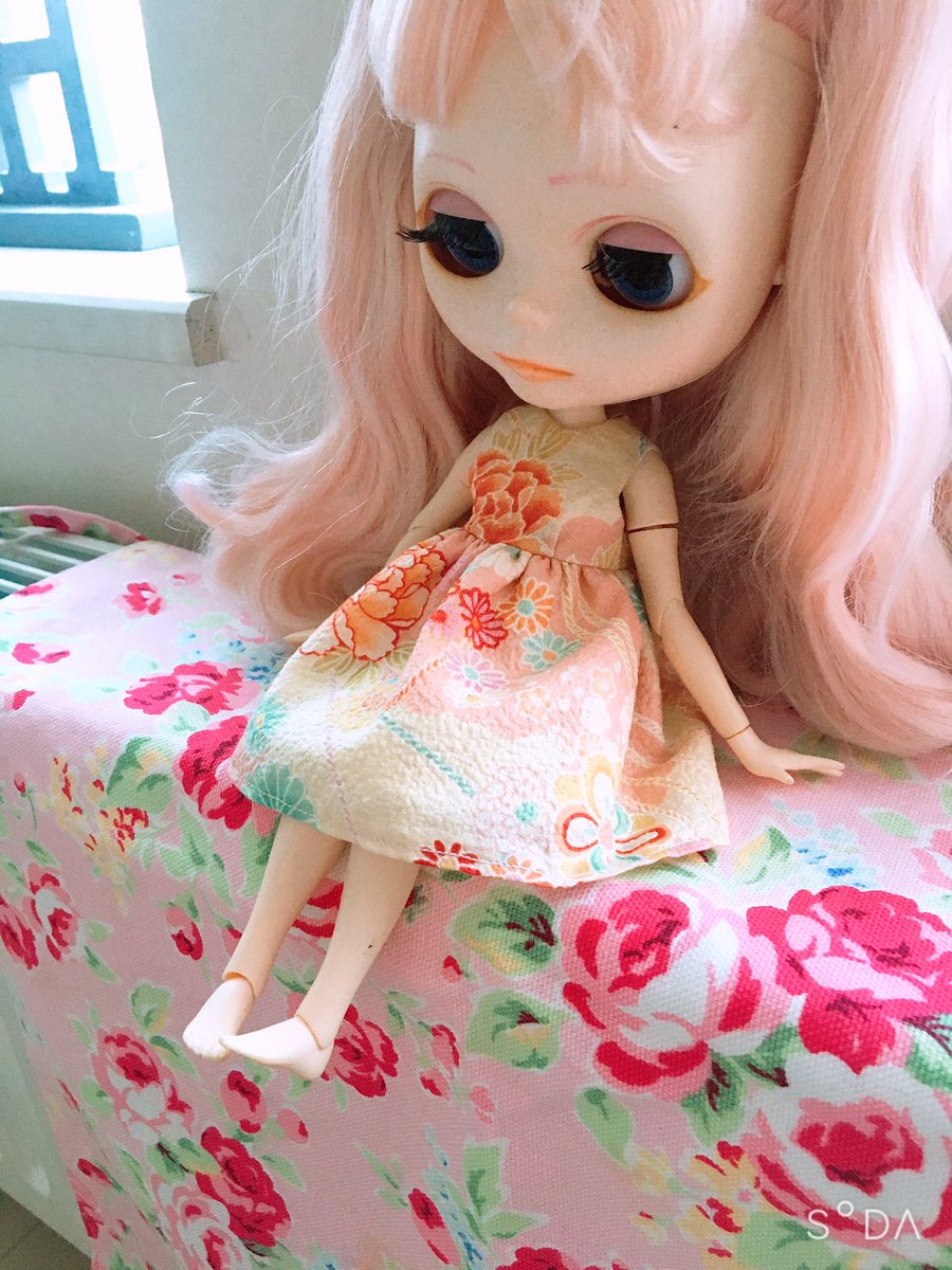 ars_akaringo's tweet photo. 失敗してしまったけどあげる笑
#アイシードール
#手作り人形用洋服
#アウトフィット
#ネオブライス https://t.co/a44niFz6Qt