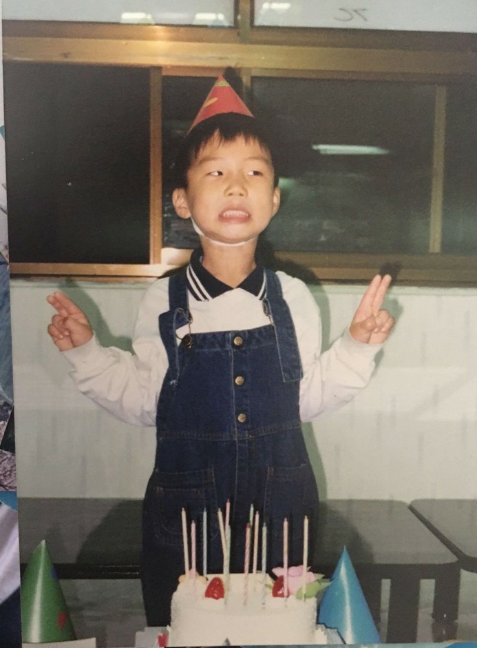 SecretGardenDBB's tweet photo. I am definitely not moving on lol
😭😭😭😭😭😭 he looks like when he was a baby ㅠㅠ
승훈아 이승훈 ㅠㅠ https://t.co/IQt7DRnvbw