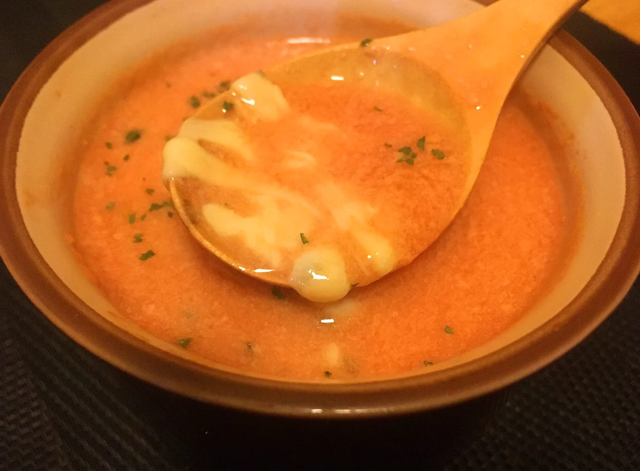 パンを添えて朝食に是非！「トマトチーズポタージュ」の作り方！
