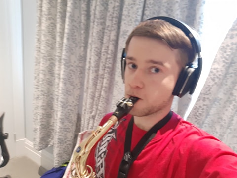 UniKent_Music's tweet photo. The Virtual Music Project continues with recordings from alumnus and saxophonist @_TomBarton and soprano and lecturer in @UniKentSMSAS Marina; many thanks! #unikentVMP #musicinisolation #UniKentHomeWorking https://t.co/WMJfmFN1W1