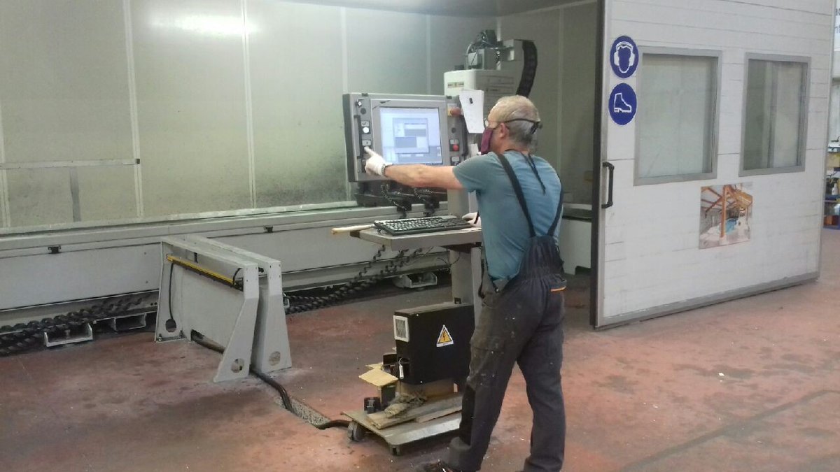 Vérandaline relance son activité. De tout temps et particulièrement pendant cette période, Vérandaline a pour priorité la sécurité de ses collaborateurs et de ses clients. Les agences restent fermées au public, mais nous sommes joignables par tel et mail. Prenez soin de vous !