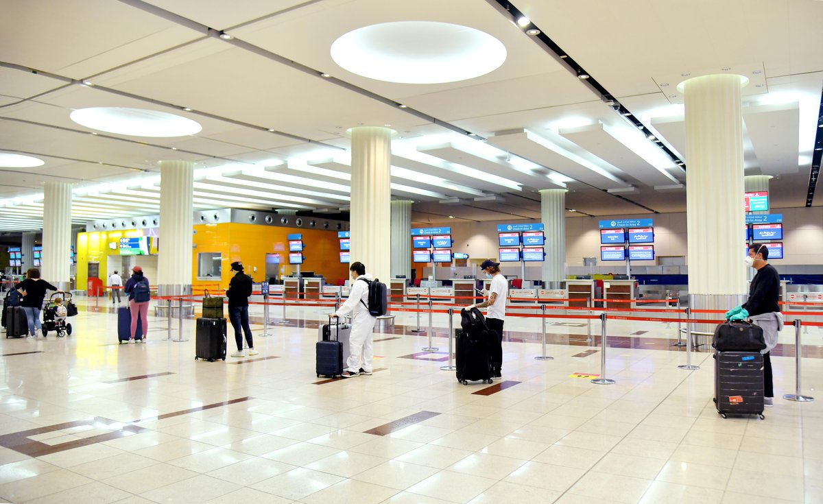 Emirates tweet media