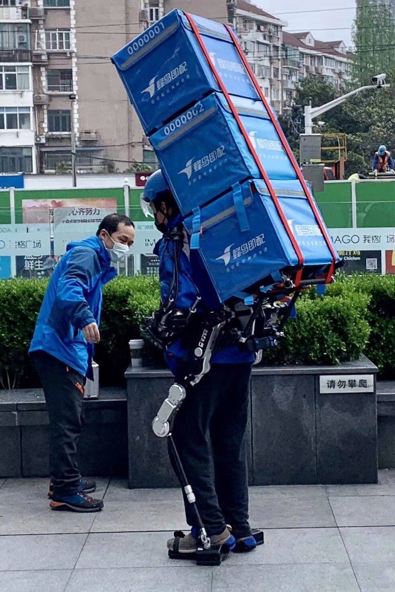 KuqiYu's tweet photo. tomorrow is in your hand.
our food is in our deliver's box.
@Kojima_Hideo 
#DeathStranding https://t.co/8gjDtDp9X3