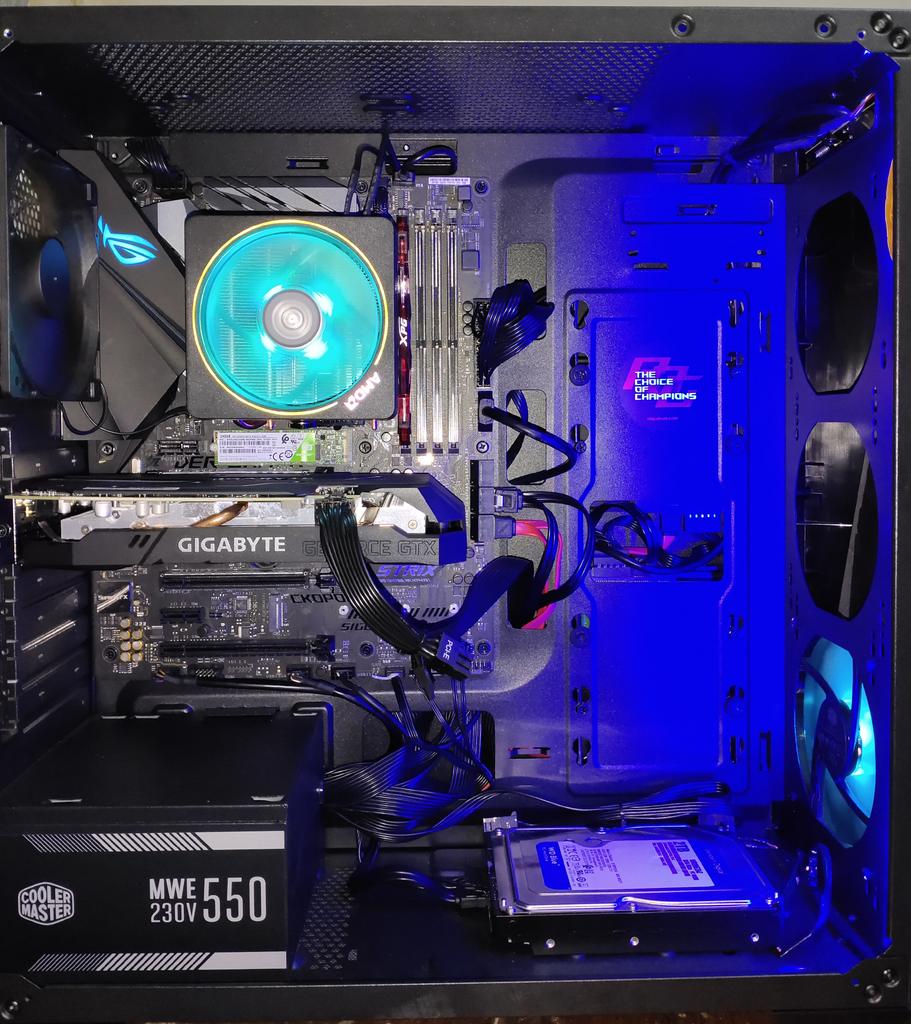 KishanBhas's tweet photo. Hey @bitwitkyle I'm a motion graphics designer. 
My build :
AMD Ryzen 7 2700x
ROG Strix B450-F 
Adata XPG 16gb 3200mhz 
Gygabyte GTX 1660 6gb OC
Coolermaster 550W
CoolermasterK501L RGB
WD m.2 240gb
6TB 5400rpm HDDs
PS. I'm not getting rid of my PSU Sticker and I was on a budget. https://t.co/Wl7OjHzcCV