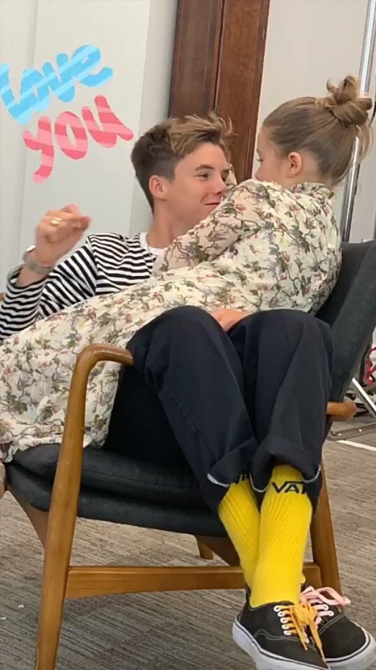 jaiiannss's tweet image. เหตุผลที่อยากเป็นลูกสาวคนสุดท้อง