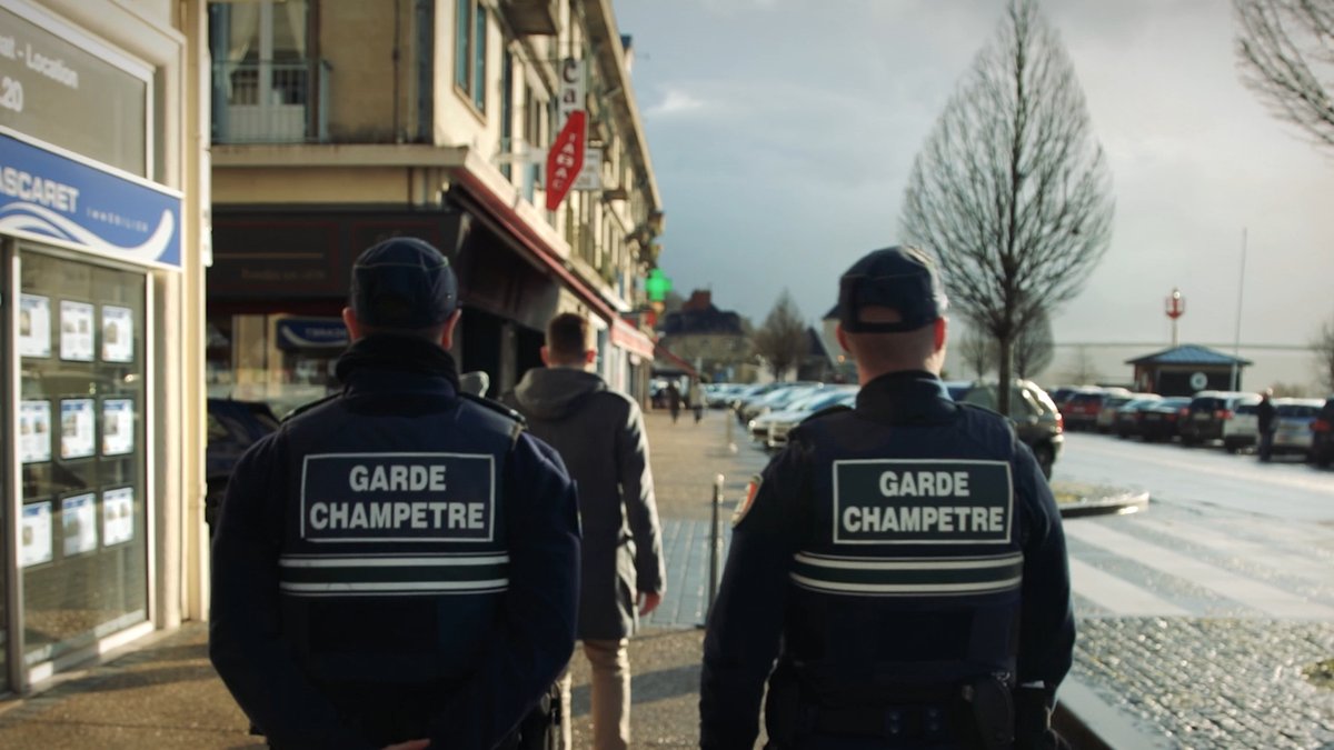 Garde Champêtre à Caux Seine agglo, pourquoi pas vous ? 😉

Découvrez ce métier de proximité avec les acteurs de la vie locale du territoire 👉 bit.ly/devenirgardech… 

#gardechampêtre un #métier une #vocation !