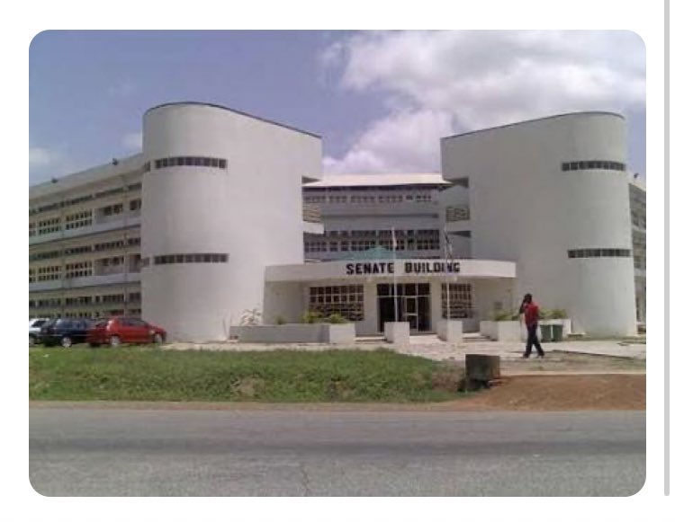 olascos10's tweet photo. How can you compare both senate buildings.. One is a display of architectural excellence while the other looks like Uniabuja old boys hostel(square).. Even Uniabuja hostel looks better when compared to this
#UNIABUJAVSABUZARIA https://t.co/eCkpSvMt8W