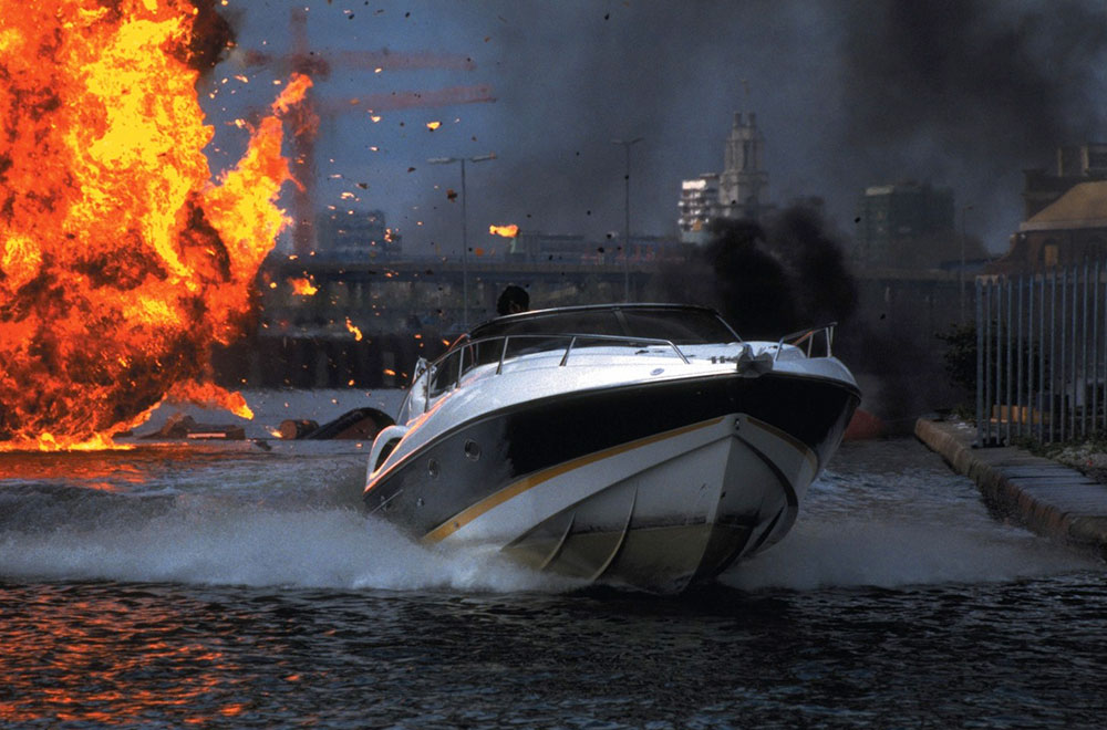 rightboat's tweet image. What's💛your💛favourite💛James💛Bond💛boat💛and💛why?

#sunseeker #spirityachts #jamesbond #spectre #liveandletdie #007 #pussygalore #goldengun #bondgirl #boats #yachts #superyacht
