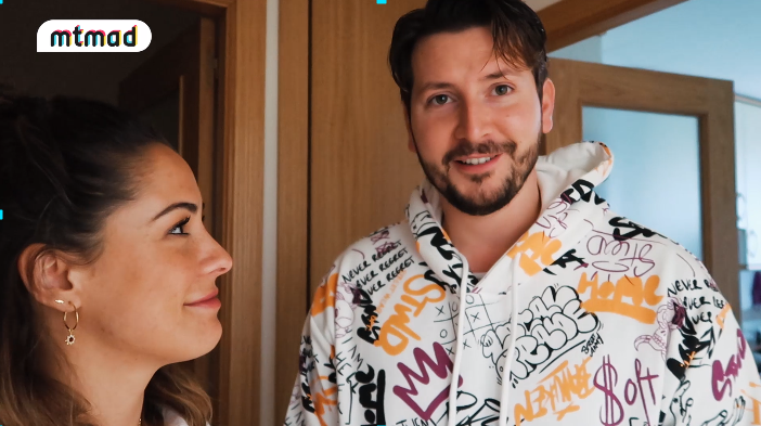 mtmad's tweet photo. Nos colamos en casa de @susanamegan_ y @Manu_LB_ para ver cómo llevan la cuarentena y si les está afectando como pareja: "Si pasamos esta, está todo superado" 😅 https://t.co/mMT9wznxi7 #MyHyV https://t.co/kwUC06vGdW