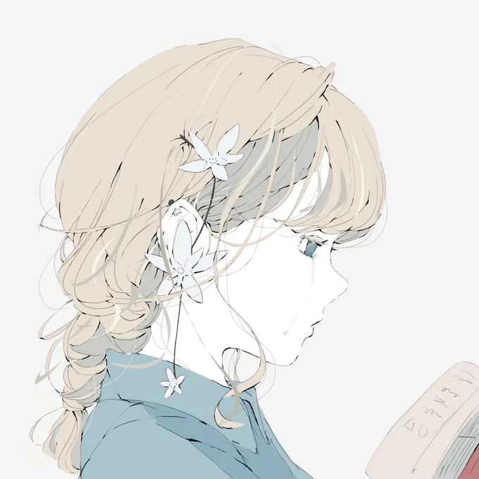 四面春花。 