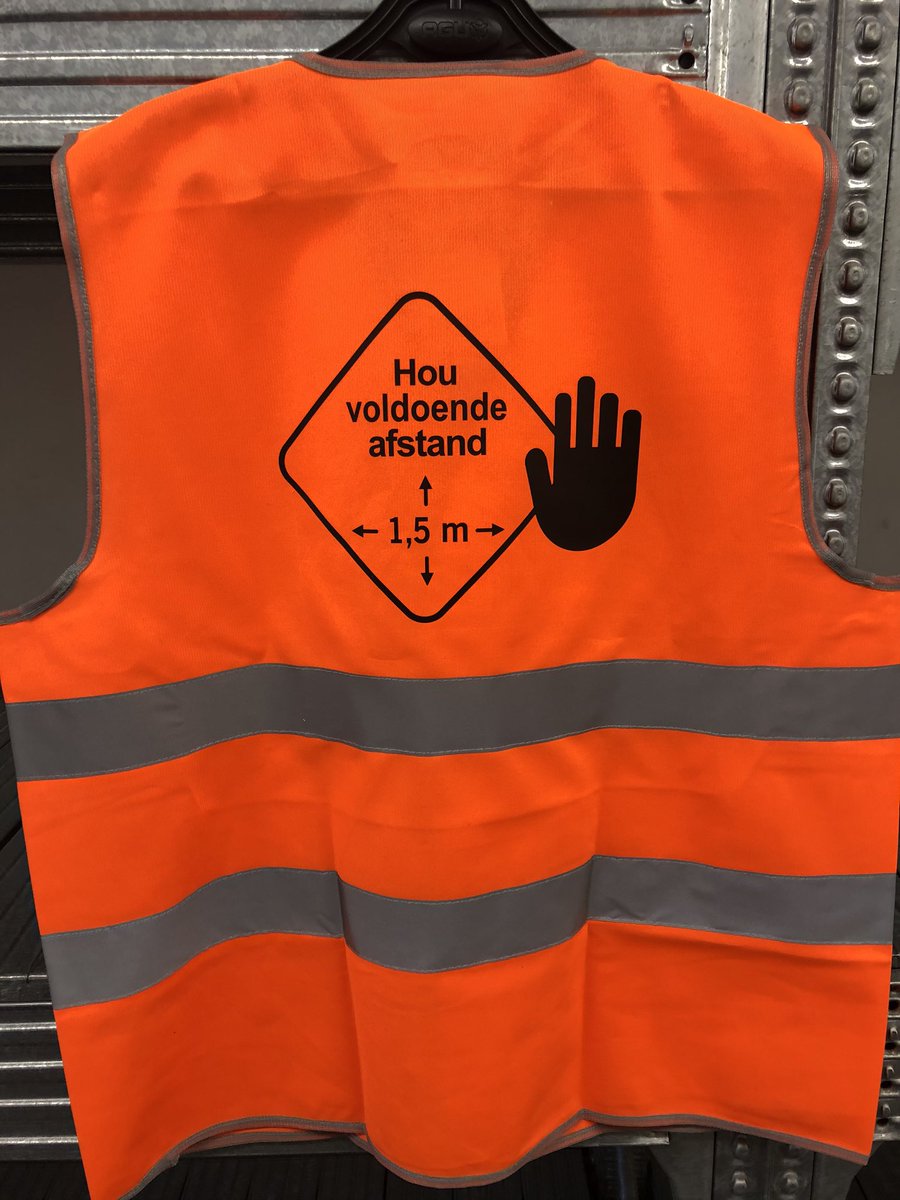 Identico_Victor's tweet photo. 😷 klaar voor de 1,5 meter economie?
#veiligheidshesjes https://t.co/CaWTbdEEHf