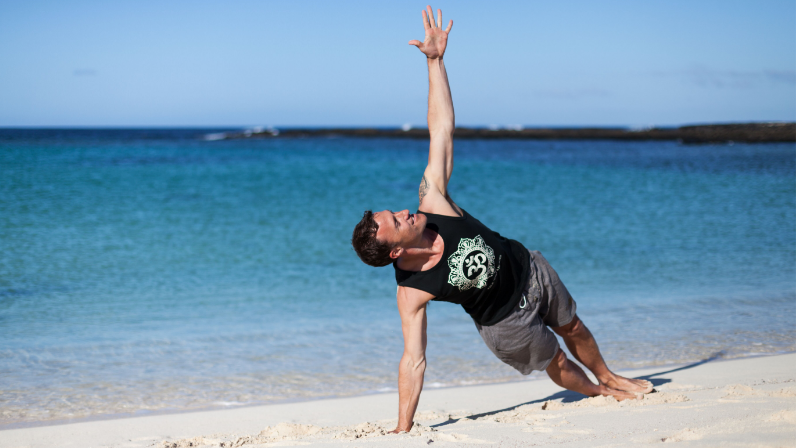 AzulFit's tweet photo. 🌴 Move with us! FREE LIVE Classes + Zoom schedules - *|https://t.co/fOuQg0QORF|* https://t.co/b7WR7Tbxt9
