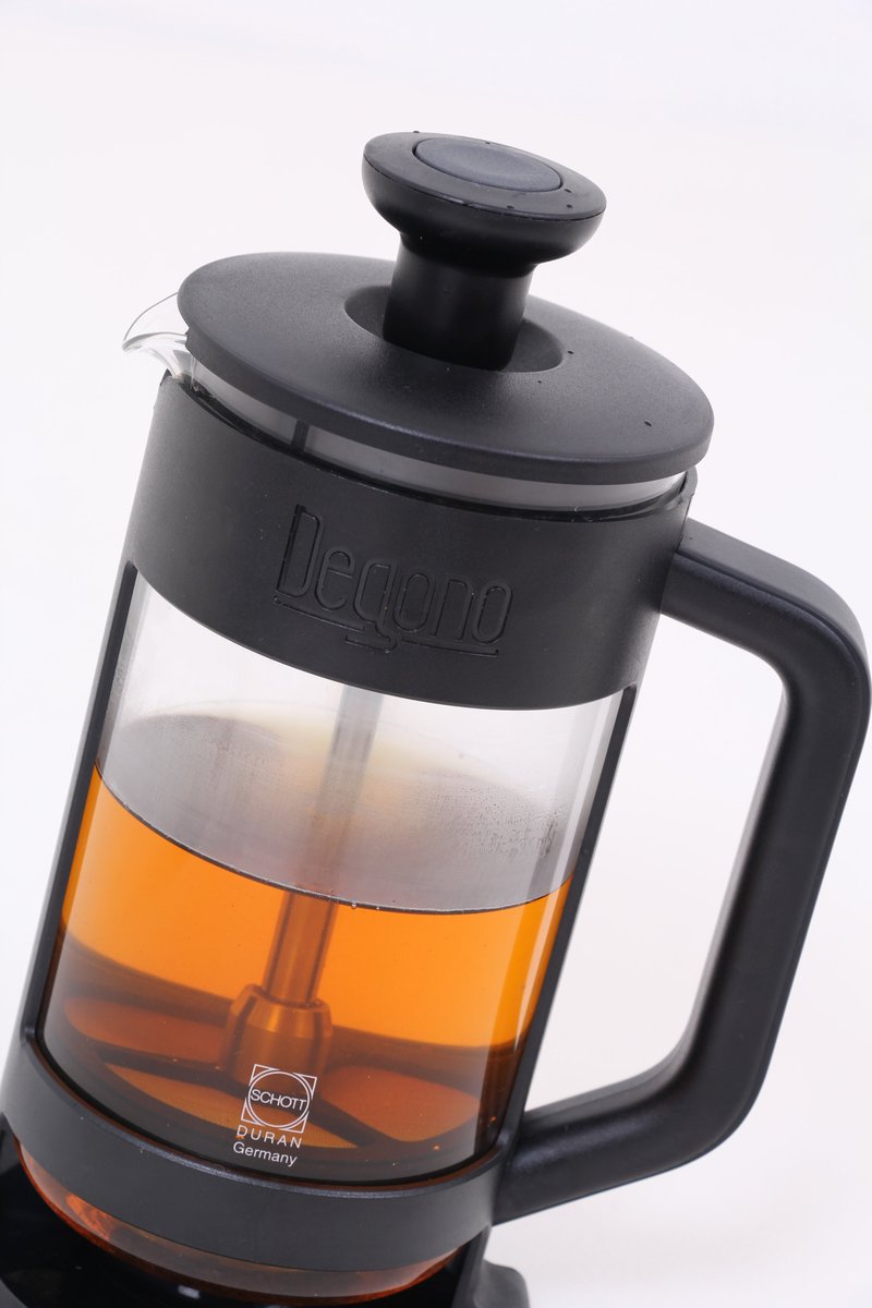 DegonoUK's tweet photo. Happy #NationalTeaDay everyone! #degono #Coffee #Kafein #looseleaftea #tea #te #cafetiere #frenchpress #britishpress #CoffeeLover #tealover https://t.co/RJWgdtu0t8