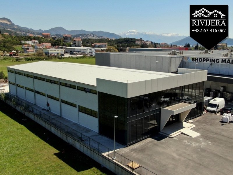Commercial building for sale or long term rent in Sutrina, on the main road Herceg Novi (MNE)- Dubrovnik (HR). The building has two levels, ground floor 450 sqm, first floor 420 sqm. Parking space is provided and truck terminal.

#businessrealestate #businessbuilding #investing