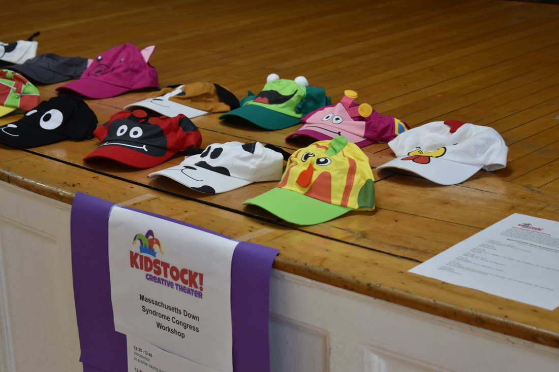 Our teacher, Mara, wrote a nice short piece on our first workshop with the Massachusetts Down Syndrome Congress.
kidstocktheater.com/thecreativecat…

#teacher #teacherfeature #MDSC