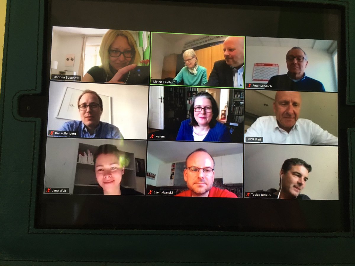 Corinna Buschow tweet media