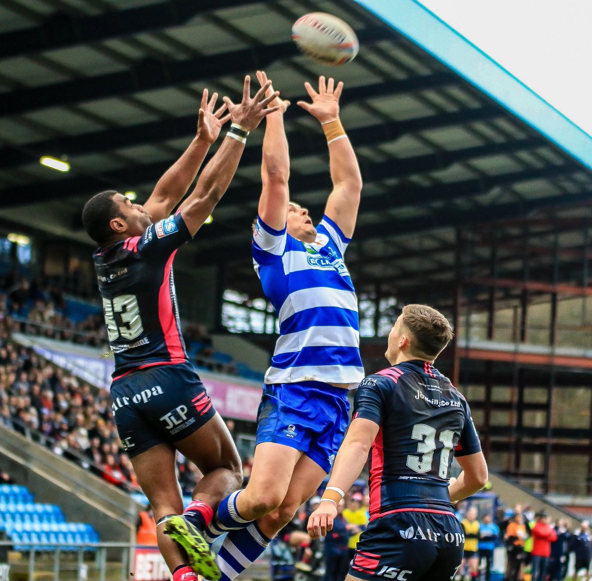 HalifaxPanthers's tweet photo. ๐&๐ค Army ๐๐ป
Ohhhhhhh how we miss it ๐ซ
#FaxFamily be back before you know it ๐ค๐ผ https://t.co/vWufp7fY4M