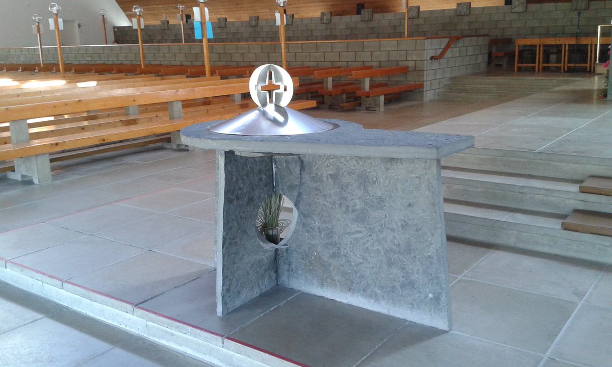 St Conal’s, Glenties (1974) is a simple rectangular church rising to a high-peak revealing a beautiful naturally soffit-lit interior, the full-height which is almost overwhelming. The gargoyles depicting animals native to the area are by Imogen Stuart  #Donegal