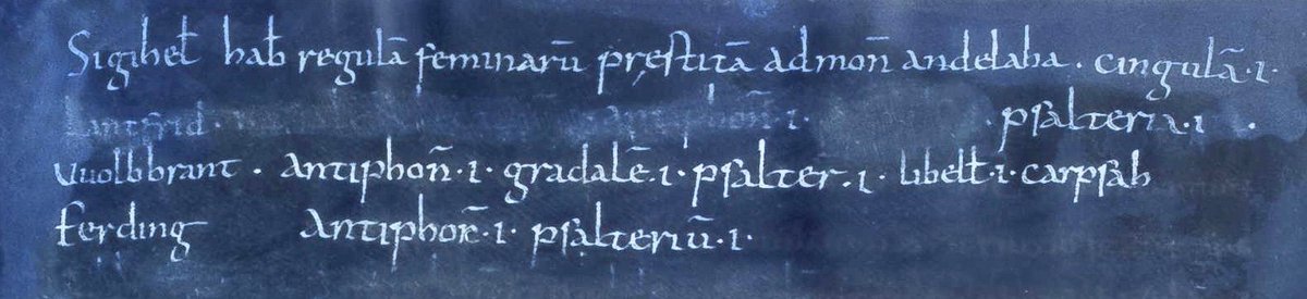 It's a living list. You see how when someone returned a book their name and the books borrowed were scratched out? Way easier to notice if we invert the colours. Lantfrid here had an antiphonary but was a good patron and gave it back! 5/