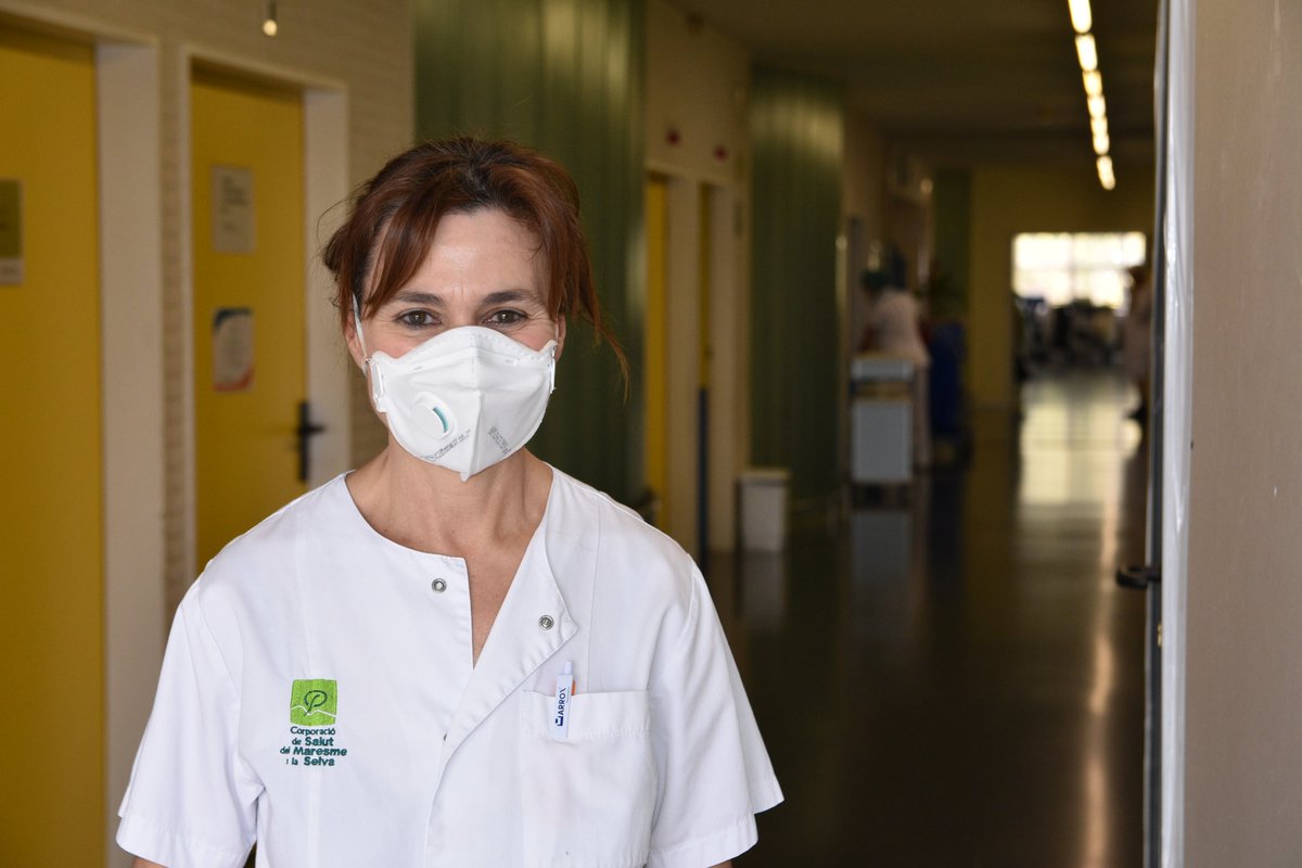 RadioCalellaTV's tweet photo. ENTREVISTA | 🎙️ Sílvia Valero, metge internista de l'Hospital de Calella: “Aquesta crisi ha humanitzat molt més la nostra professió”.
Escolta-la a 🔗 https://t.co/mMgEtvxe8k
#QuedatACasa #JoActuo #EndavantCSMS
@CorpoSalutMS https://t.co/oISt2ToL3n