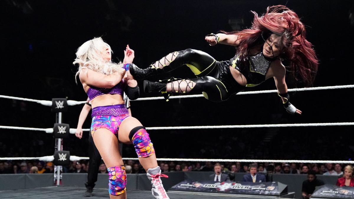 • Candice Lerae vs. Io Shirai / NXT TakeOver Toronto.Match assez oublié alors que c’est un excellent duel entre Candice et la meilleure lutteuse du monde. Les deux prestations sont quasi parfaites, ce match démontre une maîtrise et un professionnalisme rare.