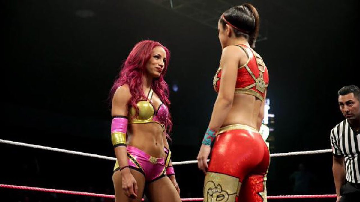 Bayley vs. Sasha Banks / NXT TakeOver RESPECT.Mon match préféré, un IronWoman intense et émouvant magistralement bien mené par Sasha Banks qui offre son dernier match à NXT. Et quel match. Bayley suit elle aussi très bien la partition.