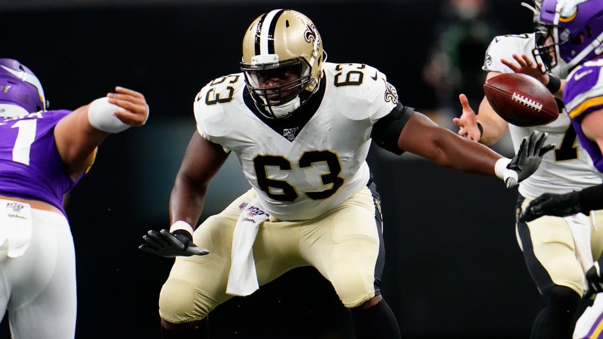 4. New Orleans Saints. Love the colours. Love the fleur-de-lis. Feels like a uniform you could only wear in NOLA