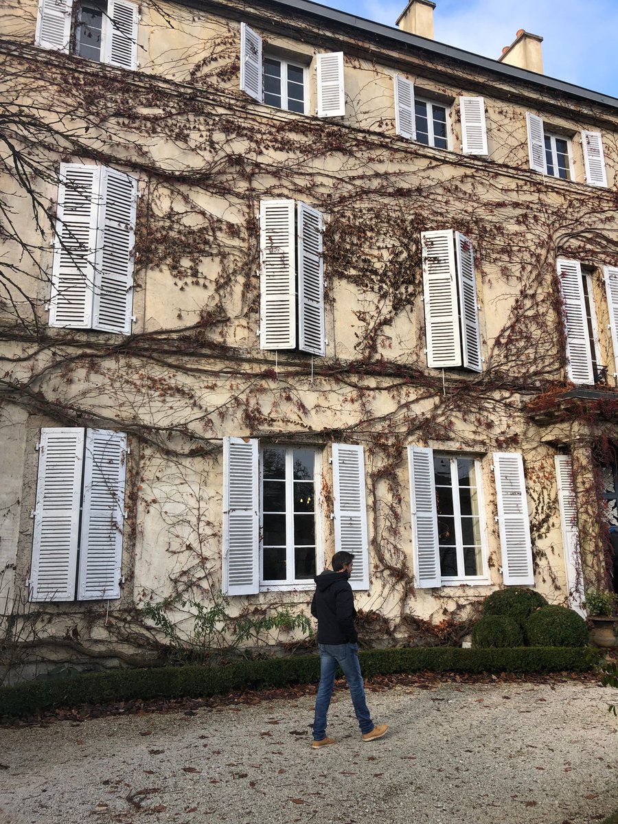 If you are familiar with us, you will know that Burgundy is the heartbeat of our company from an emotional and business perspective. So we are going to share with you some details and memories of Burgundy, close to our hearts. We look forward to reading yours too! Please share.