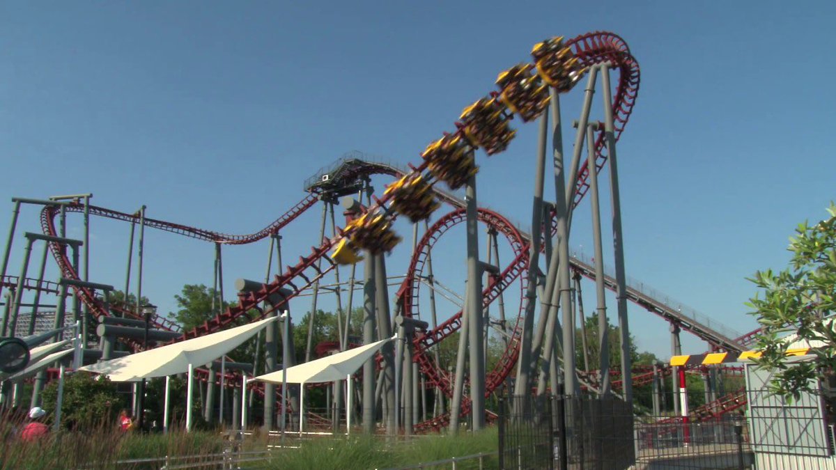 firehawk (2007-2018) was a vekoma flying dutchman coaster relocated from geauga lake. when the red paint chipped off you could see the neon green paint from when it was at gauga lake.