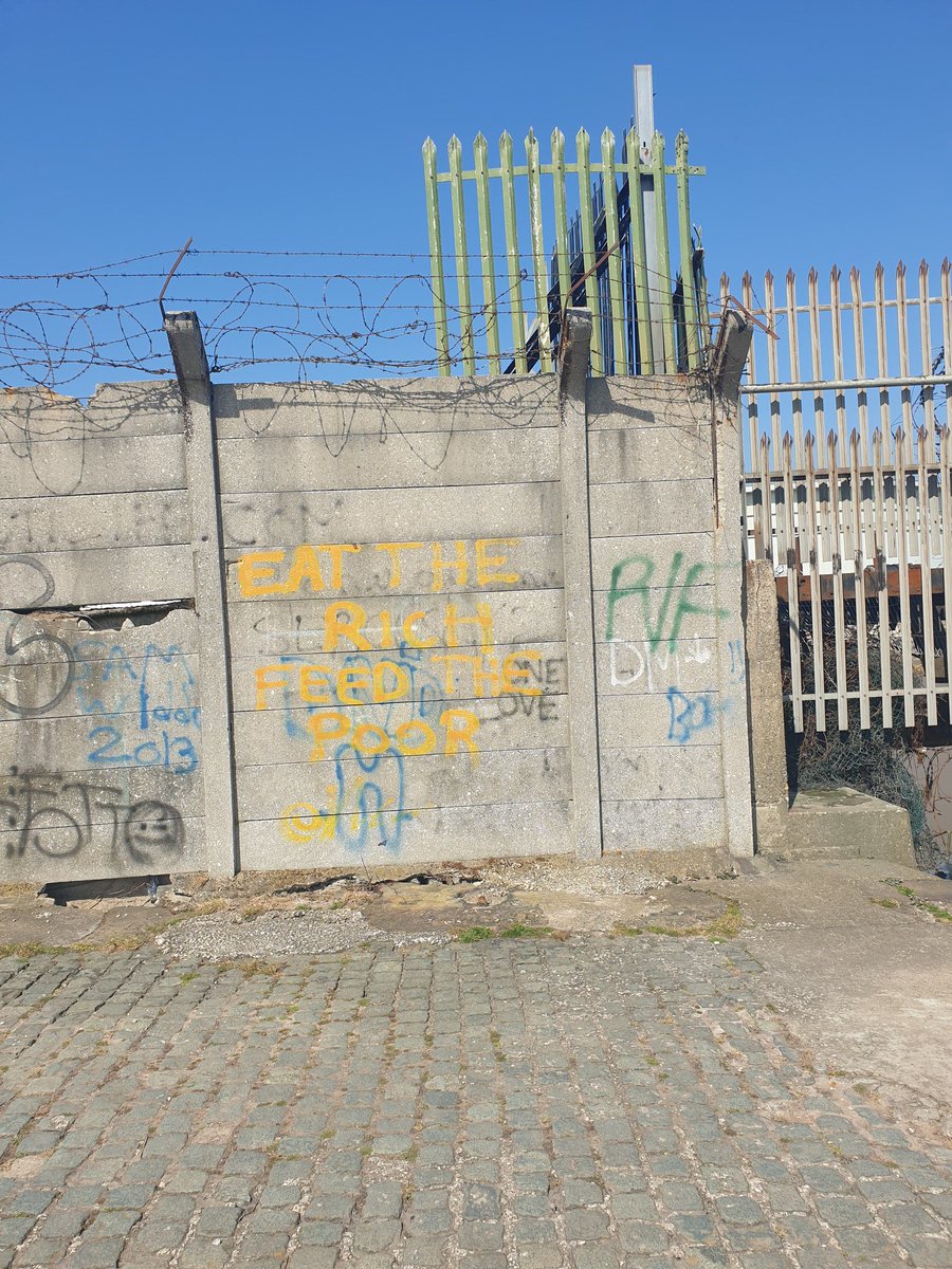 ste1971's tweet image. #dailywalk #feedthepoor